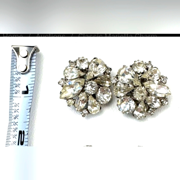 WEISS  Earrings Clip On Like New - Picture 3 of 8